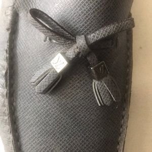 LOUIS VUITTON MENS DRIVING MOCCASINS SIZE 8.5